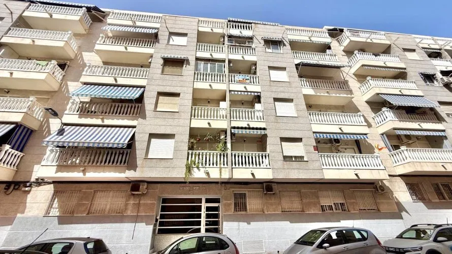 Apartamento de 1 dormitorio en Torrevieja, Spain No. 3127
