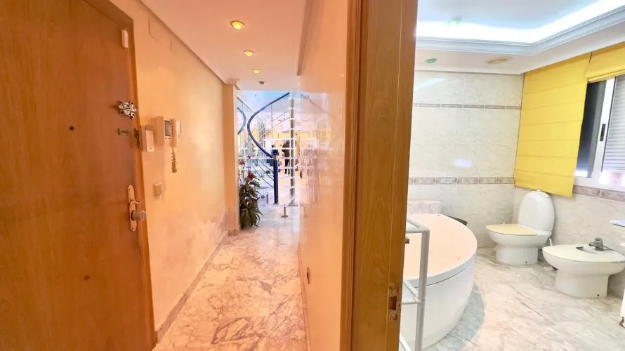 Penthouse de 2 chambres à Torrevieja, Spain No. 964 № 13