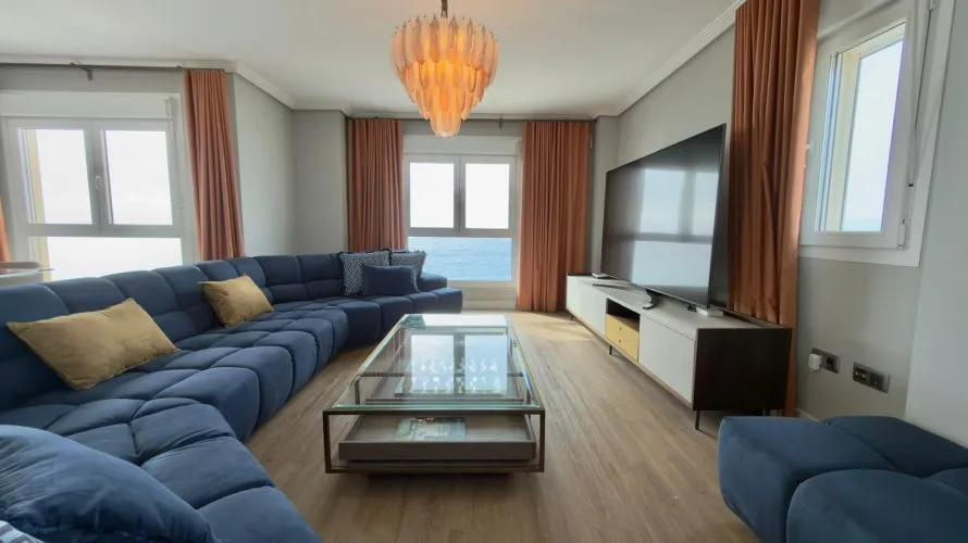 Penthouse de 4 chambres à Villajoyosa, Spain No. 1132
