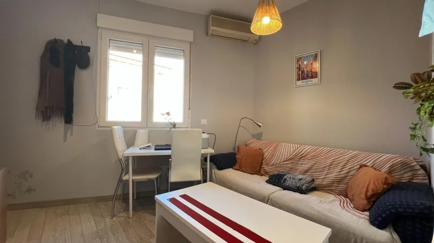 Apartment de 1 chambre à Madrid, Spain No. 993 № 2