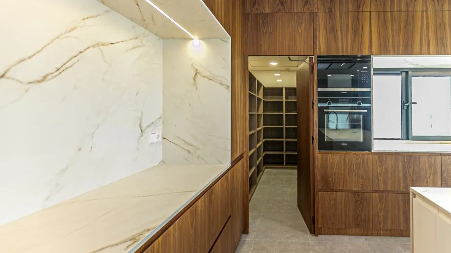 Villa de 277m² à Lo Pagan, Spain No. 1065 № 1