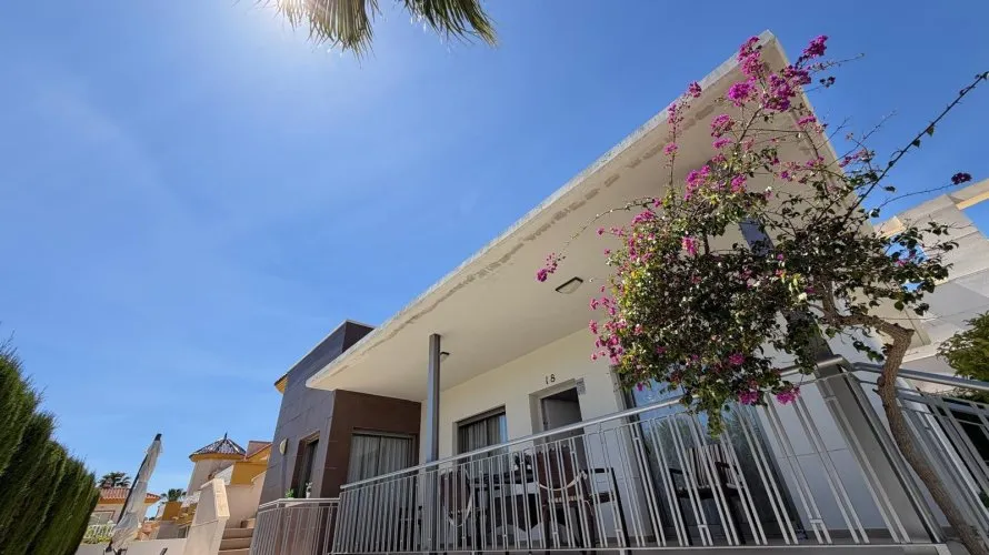 Villa de 4 chambres à Ciudad Quesada, Spain No. 1101 № 7