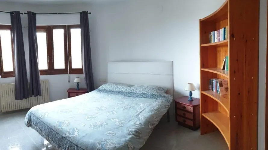 Villa de 6 chambres à Alicante, Spain No. 242 № 16