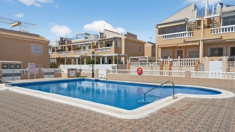 House de 2 chambres à Torrevieja, Spain No. 864