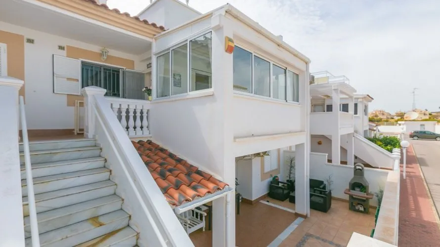 Penthouse de 89m² à Torrevieja, Spain No. 1100 № 1