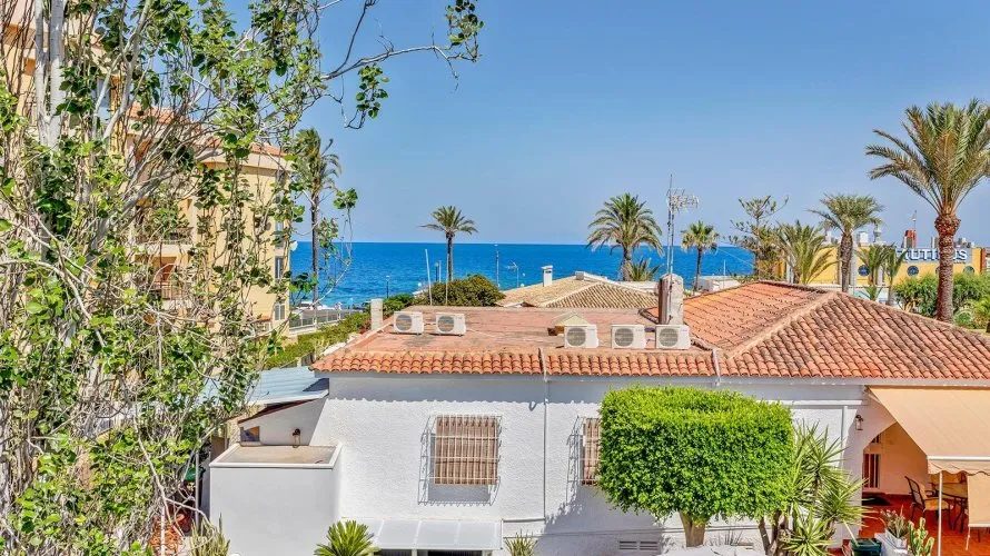 Villa de 4 chambres à Torrevieja, Spain No. 835 № 19