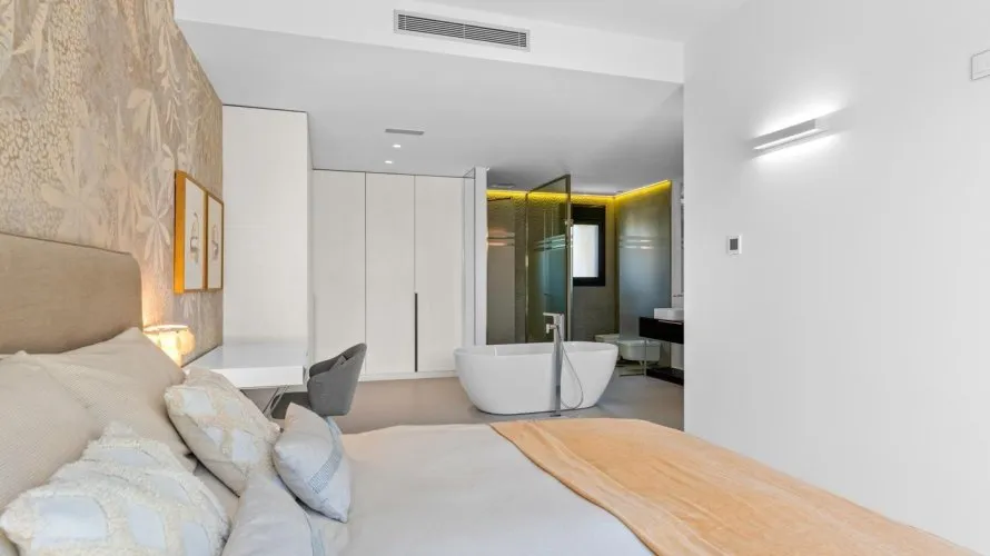 Villa de 4 chambres à Campoamor, Spain No. 662 № 25
