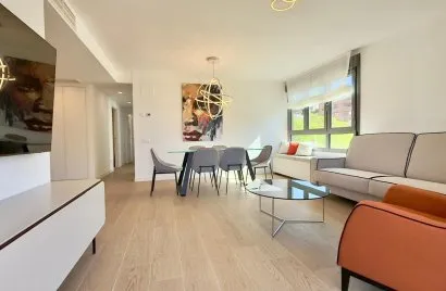 Apartment de 3 chambres à Alicante, Spain No. 1136