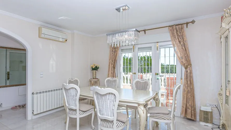 Villa de 185m² à Castilblanco de los Arroyos, Spain No. 1187 № 19