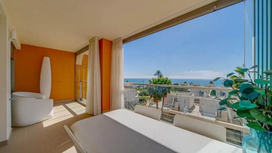 Apartment de 2 chambres à Villajoyosa, Spain No. 411