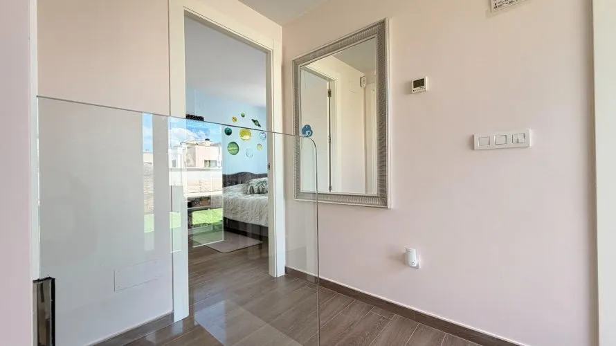 Villa de 5 chambres à Torrevieja, Spain No. 863 № 3