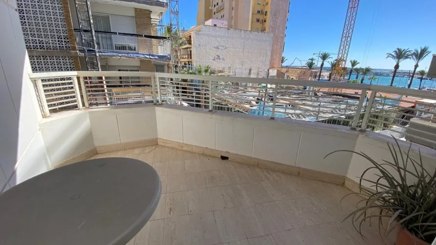 Apartment de 4 chambres à Torrevieja, Spain No. 781