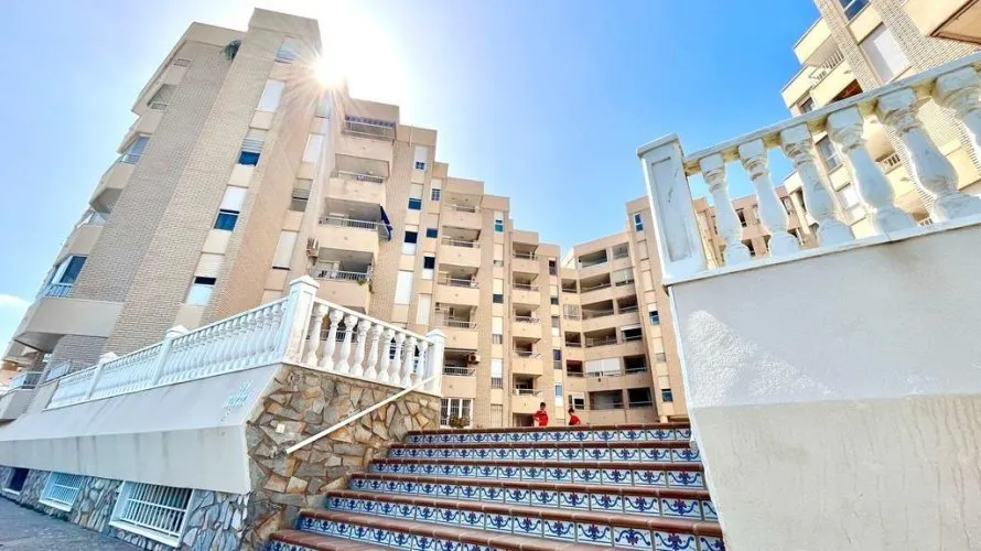 Penthouse de 2 chambres à Torrevieja, Spain No. 1024 № 4