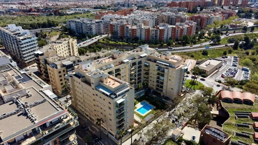Apartment de 2 chambres à Paterna, Spain No. 1186 № 2