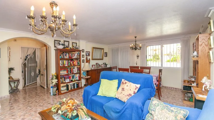 Villa de 158m² à Cabo Roig, Spain No. 1166 № 11