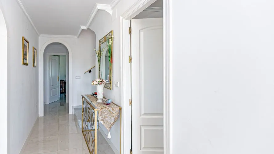Villa de 185m² à Castilblanco de los Arroyos, Spain No. 1187 № 24