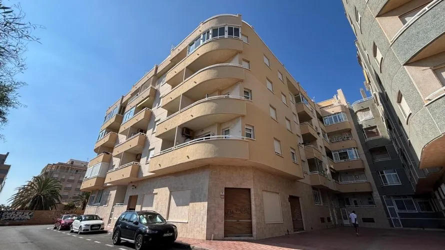 Apartment de 1 chambre à Torrevieja, Spain No. 233 № 28