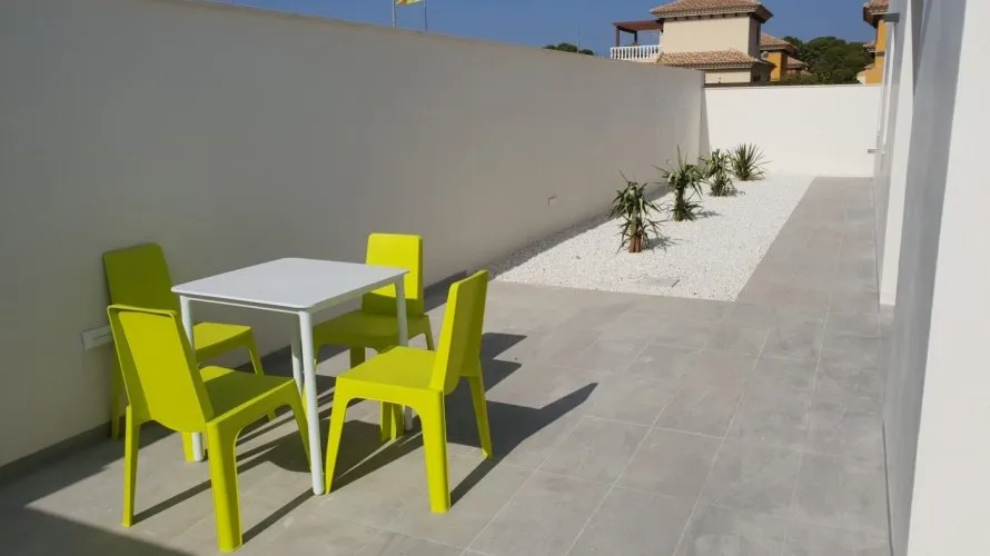 Villa de 3 chambres à Pinar De Campoverde, Spain No. 345 № 21