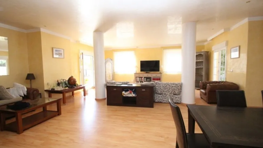 Villa de 5 chambres à Cabo Roig, Spain No. 563 № 7