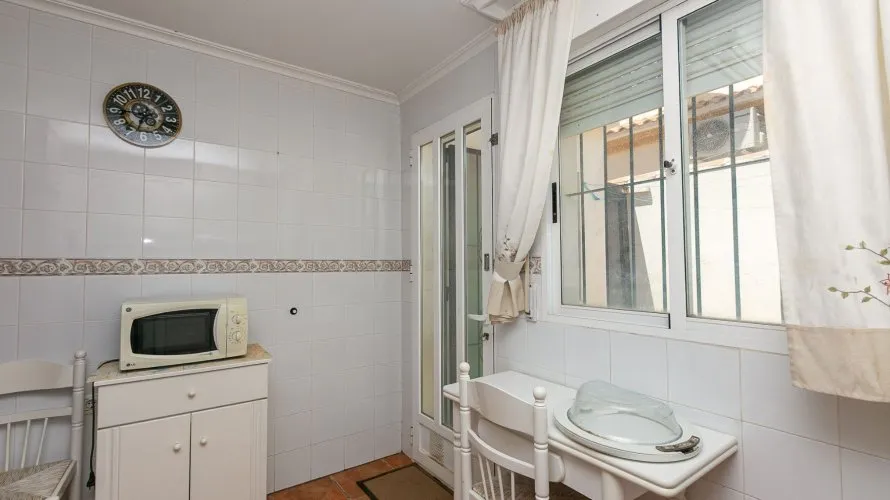 House de 80m² à La Zenia, Spain No. 1359 № 14
