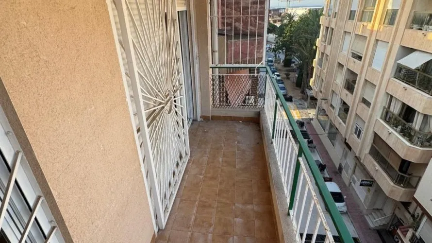Apartment de 3 chambres à Torrevieja, Spain No. 806 № 12