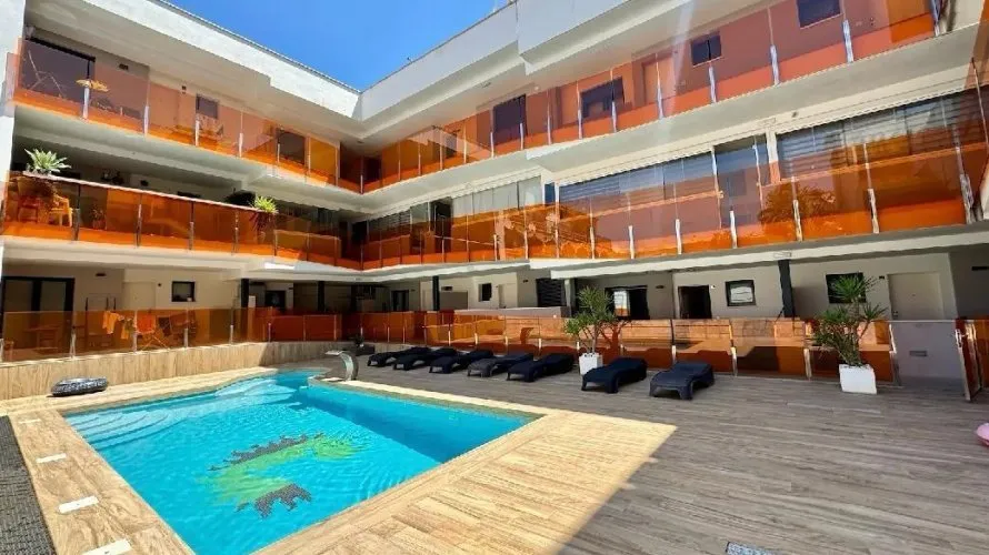 Apartment de 2 chambres à Torrevieja, Spain No. 739 № 20