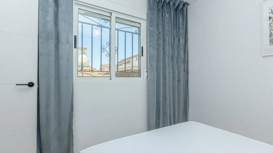 House de 82m² à La Florida, Spain No. 1062 № 15