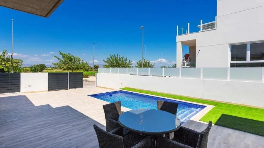 Villa de 3 chambres à Daya Nueva, Spain No. 275 № 23