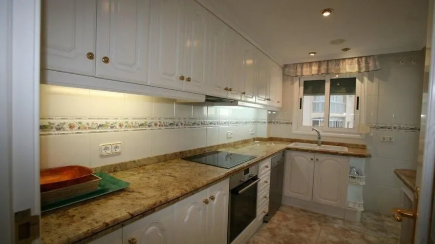Apartment de 140m² à Calpe, Spain No. 932 № 2