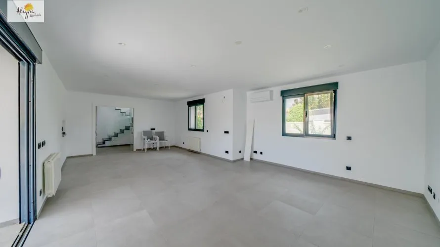 Villa de 5 chambres à Calpe, Spain No. 443 № 22