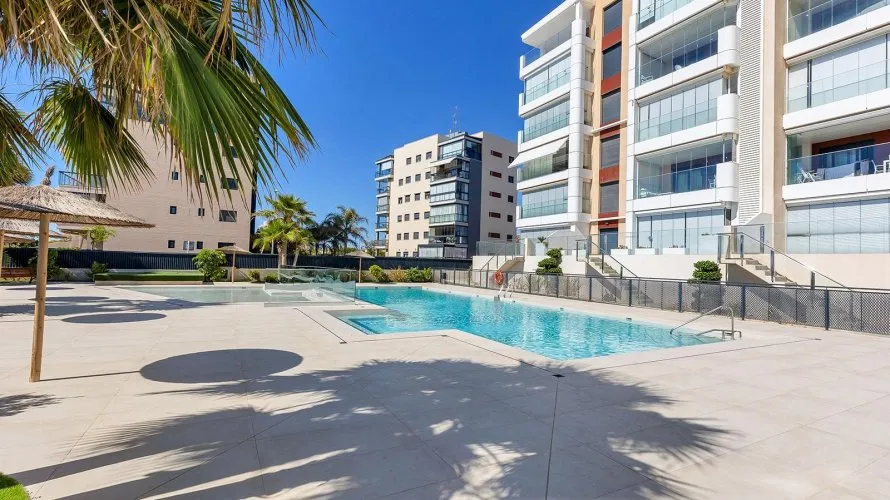 Apartment de 2 chambres à Torre de la Horadada, Spain No. 1290 № 5