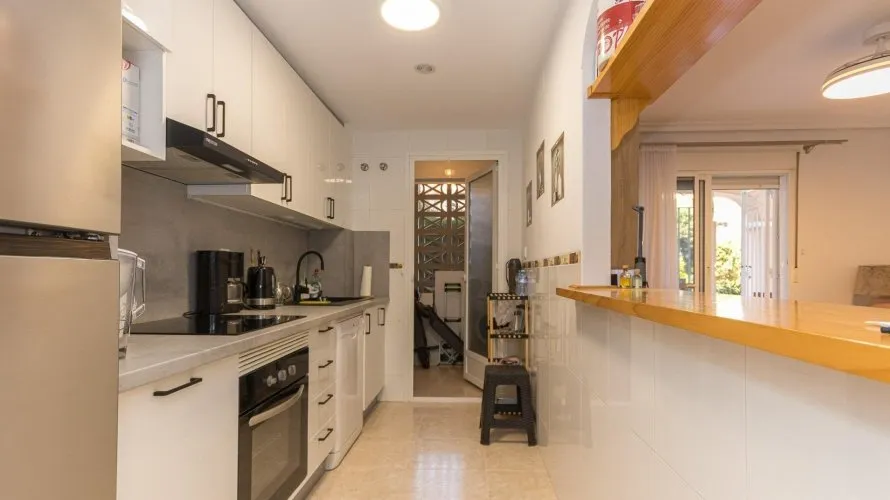 Apartment de 1 chambre à Alicante, Spain No. 1120 № 1