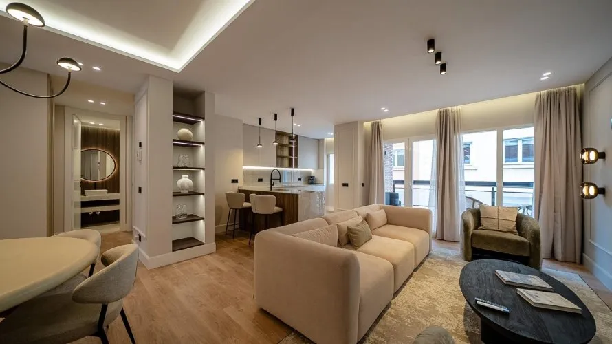 Apartment de 3 chambres à Madrid, Spain No. 1027 № 2