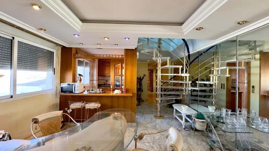 Penthouse de 2 chambres à Torrevieja, Spain No. 964