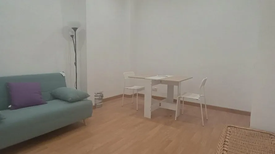 Apartment de 42m² à Madrid, Spain No. 913 № 3