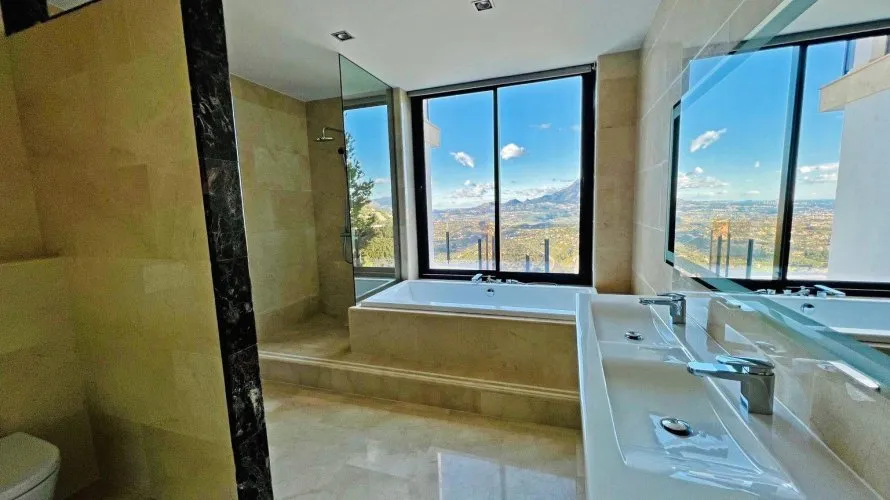 Villa de 4 chambres à Zona Altea Hills, Spain No. 1314 № 20