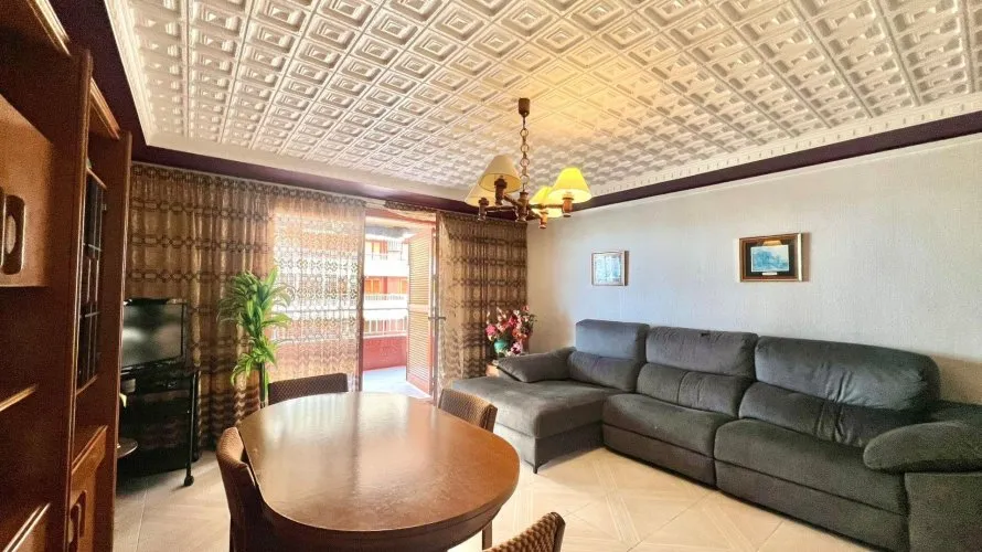 Apartment de 3 chambres à Torrevieja, Spain No. 1081