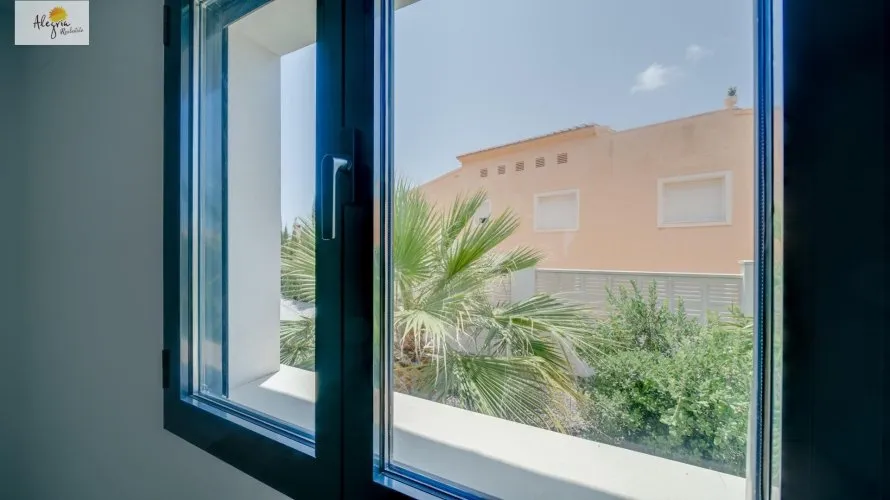 Villa de 5 chambres à Calpe, Spain No. 443 № 12