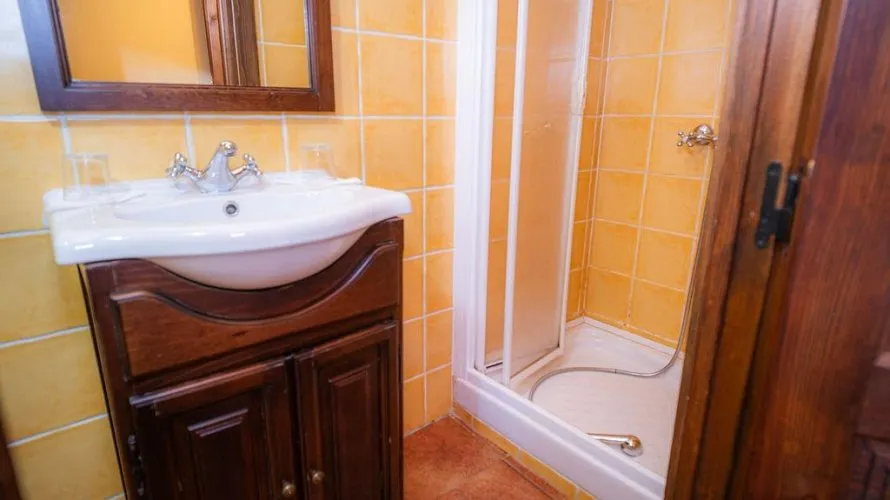 Villa de 8 chambres à Lena, Spain No. 1243 № 17