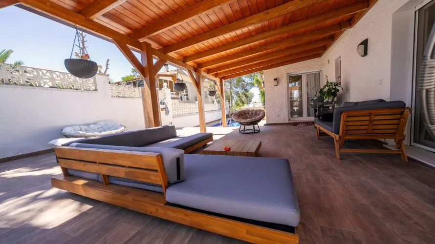 Villa de 192m² à Pinar De Campoverde, Spain No. 1144 № 9