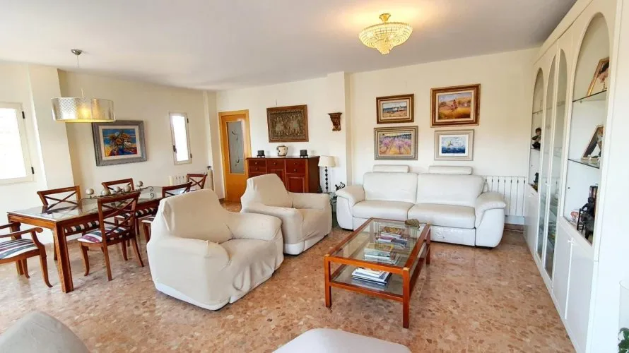 Apartment de 4 chambres à L'Alfàs del Pi, Spain No. 1023 № 2