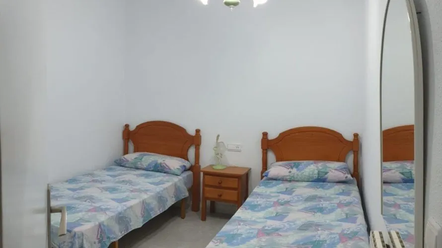Villa de 6 chambres à Alicante, Spain No. 242 № 27
