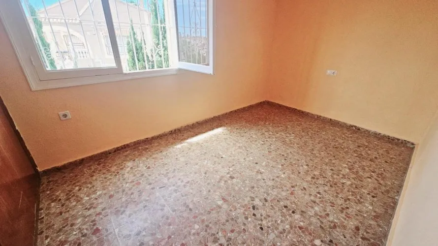 Apartment de 4 chambres à Torrevieja, Spain No. 1093 № 12