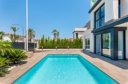 Villa de 3 chambres à Playa Honda, Spain No. 604