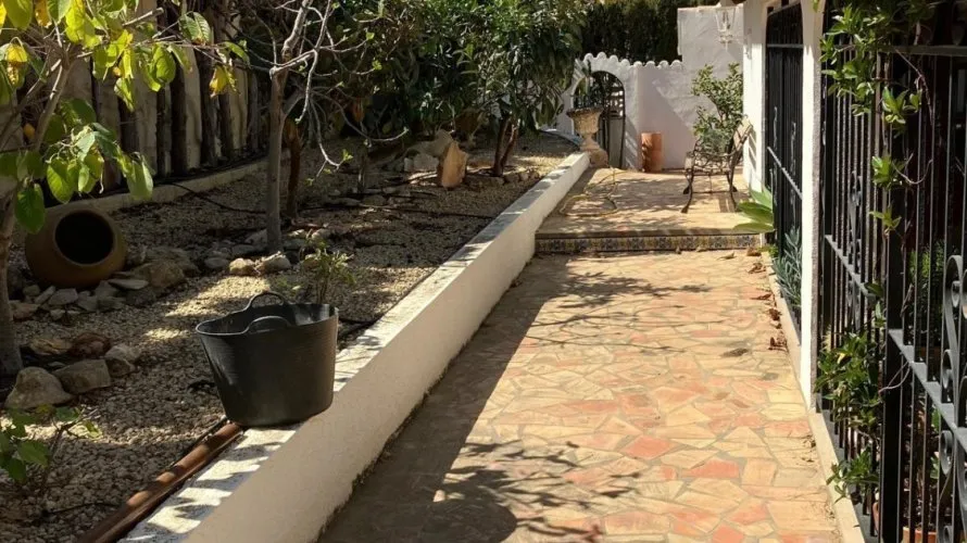 Villa de 4 chambres à Albir, Spain No. 586 № 19