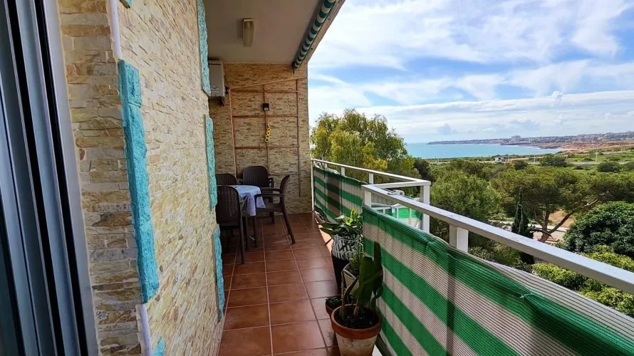 Apartment de 2 chambres à Torrevieja, Spain No. 1030 № 1
