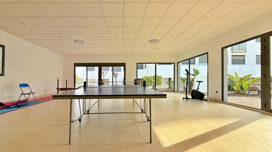 Penthouse de 2 chambres à Alicante, Spain No. 1022