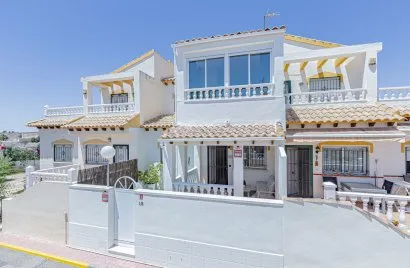 House de 82m² à La Florida, Spain No. 1062