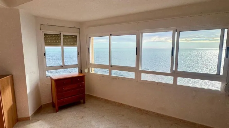 Apartment de 4 chambres à Torrevieja, Spain No. 977 № 3