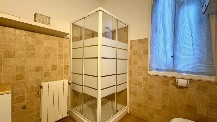 Apartment de 2 chambres à Madrid, Spain No. 1032 № 17